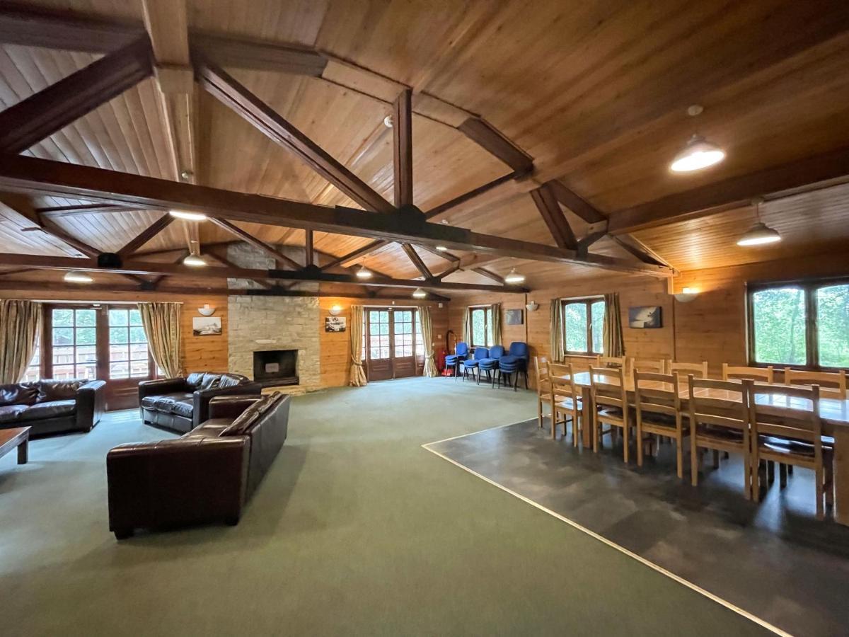 Avon Tyrrell Outdoor Activity Centre Villa Bransgore Екстериор снимка