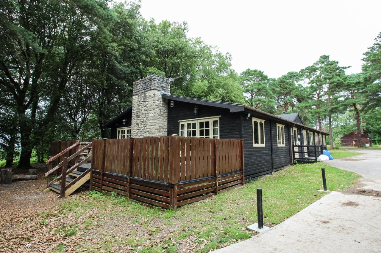 Avon Tyrrell Outdoor Activity Centre Villa Bransgore Екстериор снимка